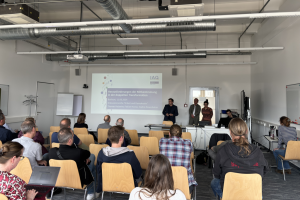 Publikum "Arbeit und Demokratie" 5. Abend